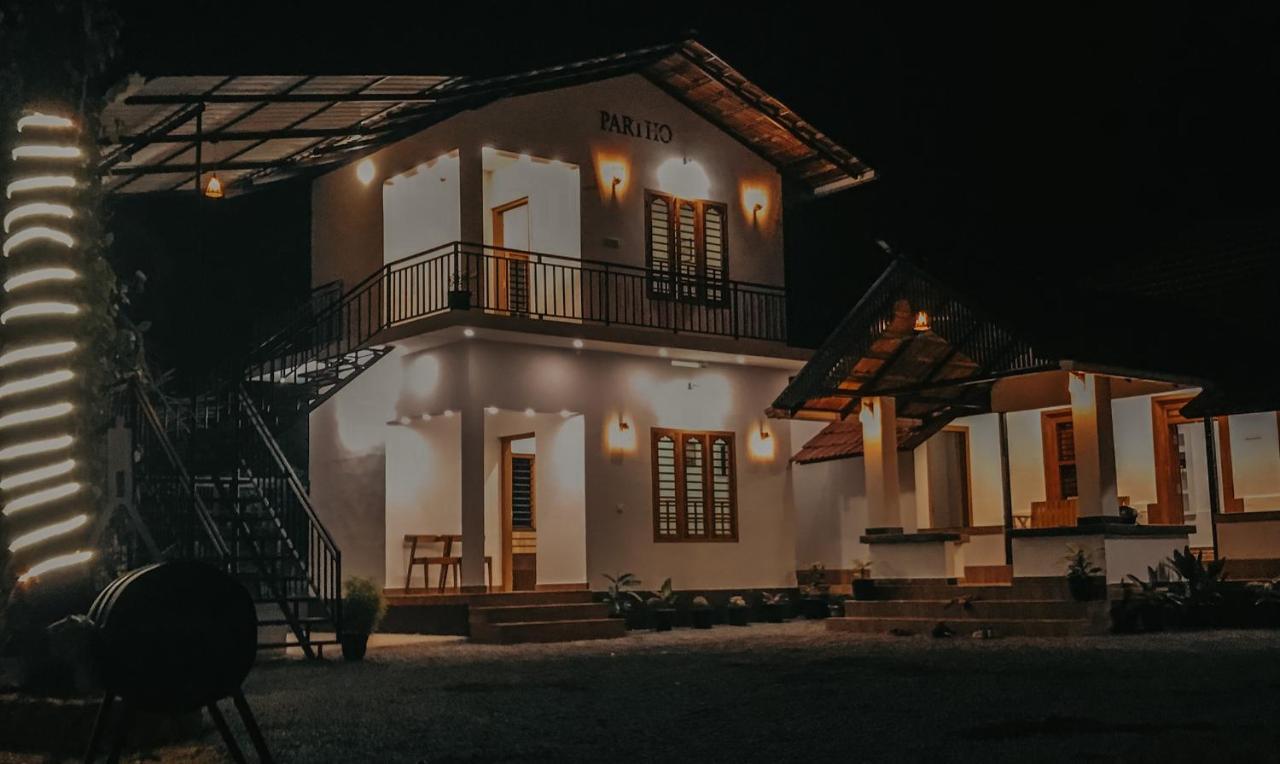 Partho Home Stay Padinjarathara ภายนอก รูปภาพ